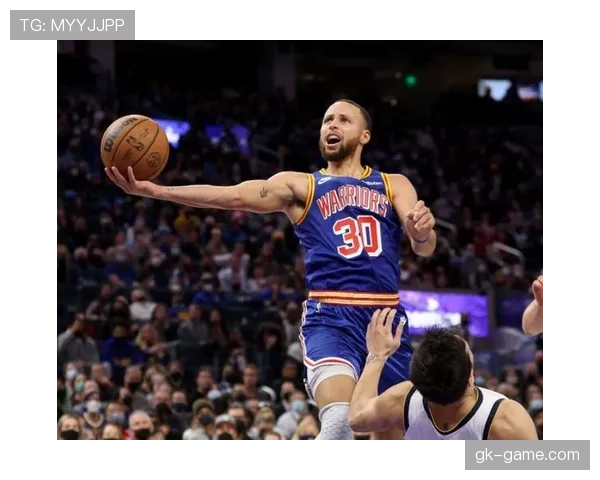 贝肯鲍尔战术理念传承焕新，新生代主帅引领球队实现革新突破