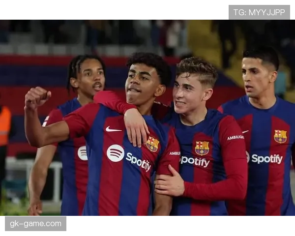 精彩回顾：本赛季最佳球员闪耀赛场，高光时刻点燃球迷热情