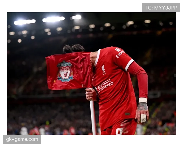 德甲新星闪耀赛场，惊艳表现引爆国际足坛关注