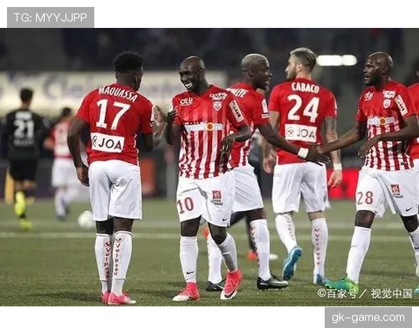 什克里尼亚尔:卓越技术特点助力球队防线表现稳健 什克里尼亚尔:卓越技术特点助力球队防线表现稳健